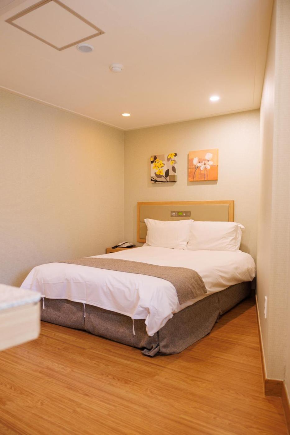 Jeju Robero Hotell Eksteriør bilde